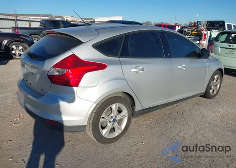 2014 Ford Focus Se z USA, uszkodzony, nr VIN 1FADP3K26EL439776